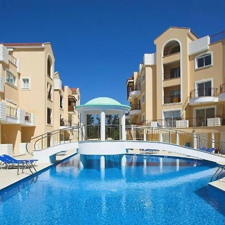 Townhouse In Gardens Gated Complex, 200mbps Wifi